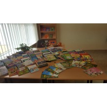 Akcija „Padovanok mokyklos bibliotekai knygą“